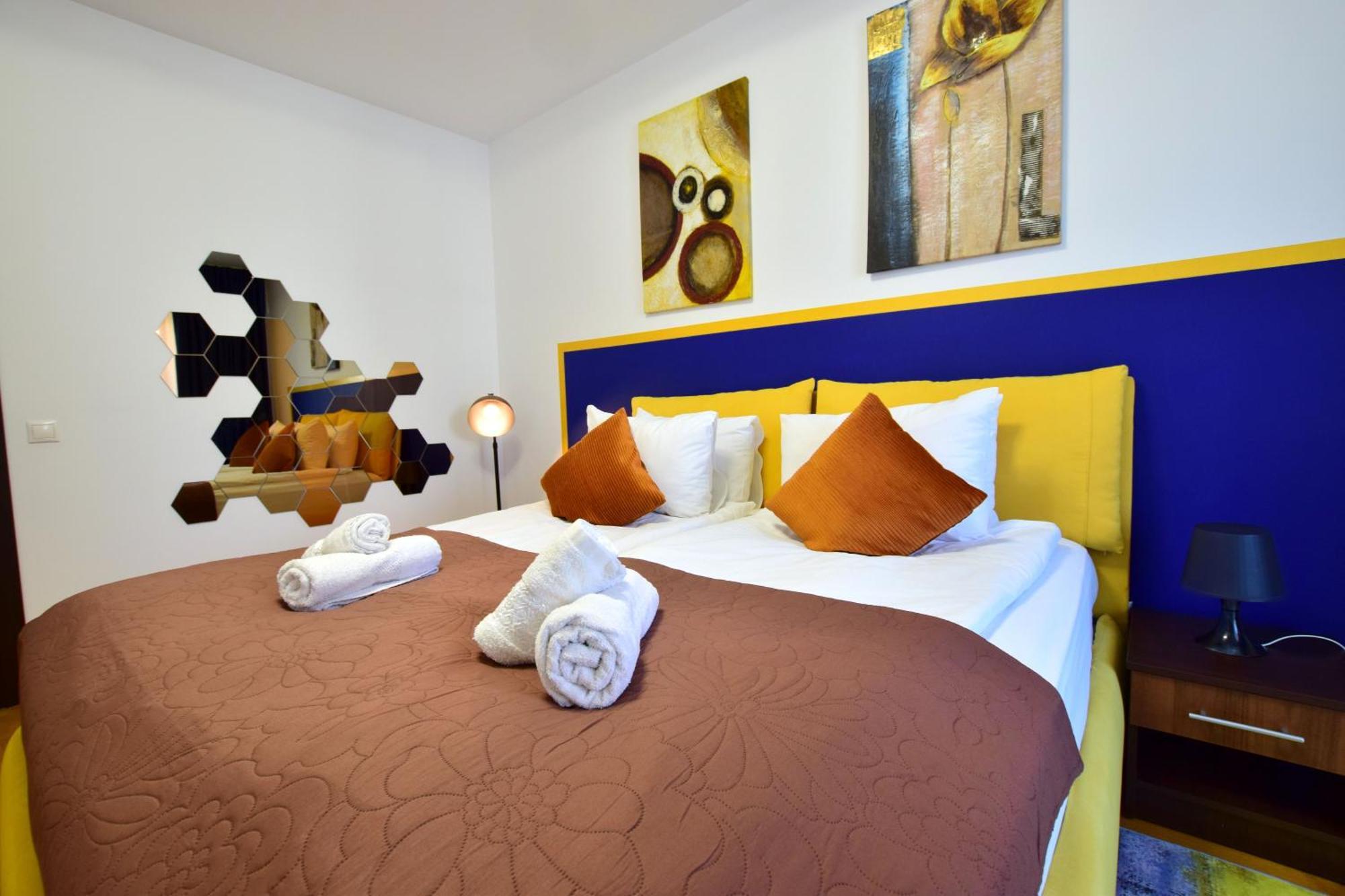 Upground Aparthotel
