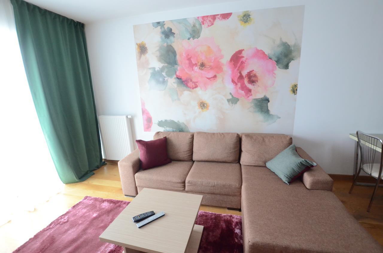Upground Aparthotel